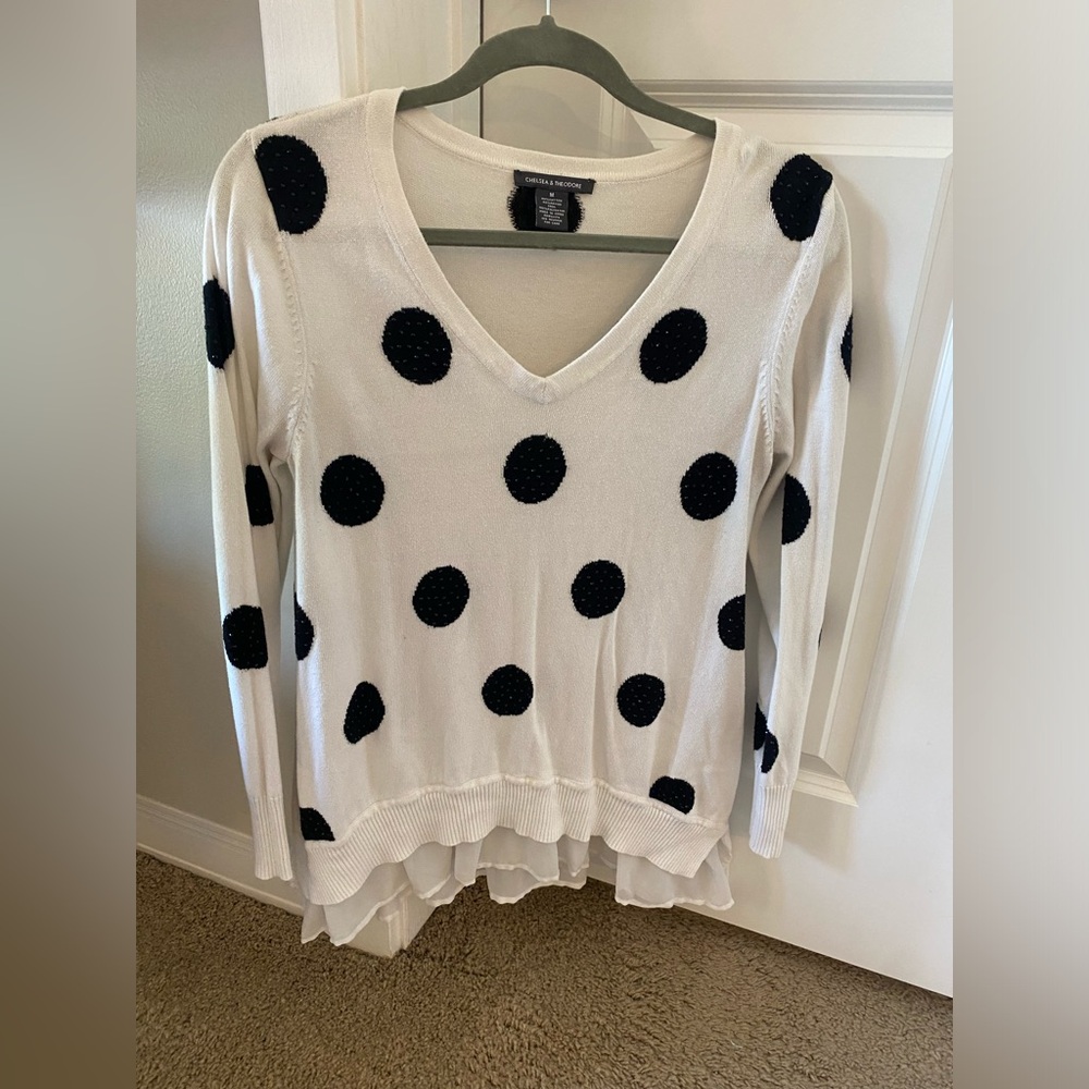 Women’s size medium polka dot shirt